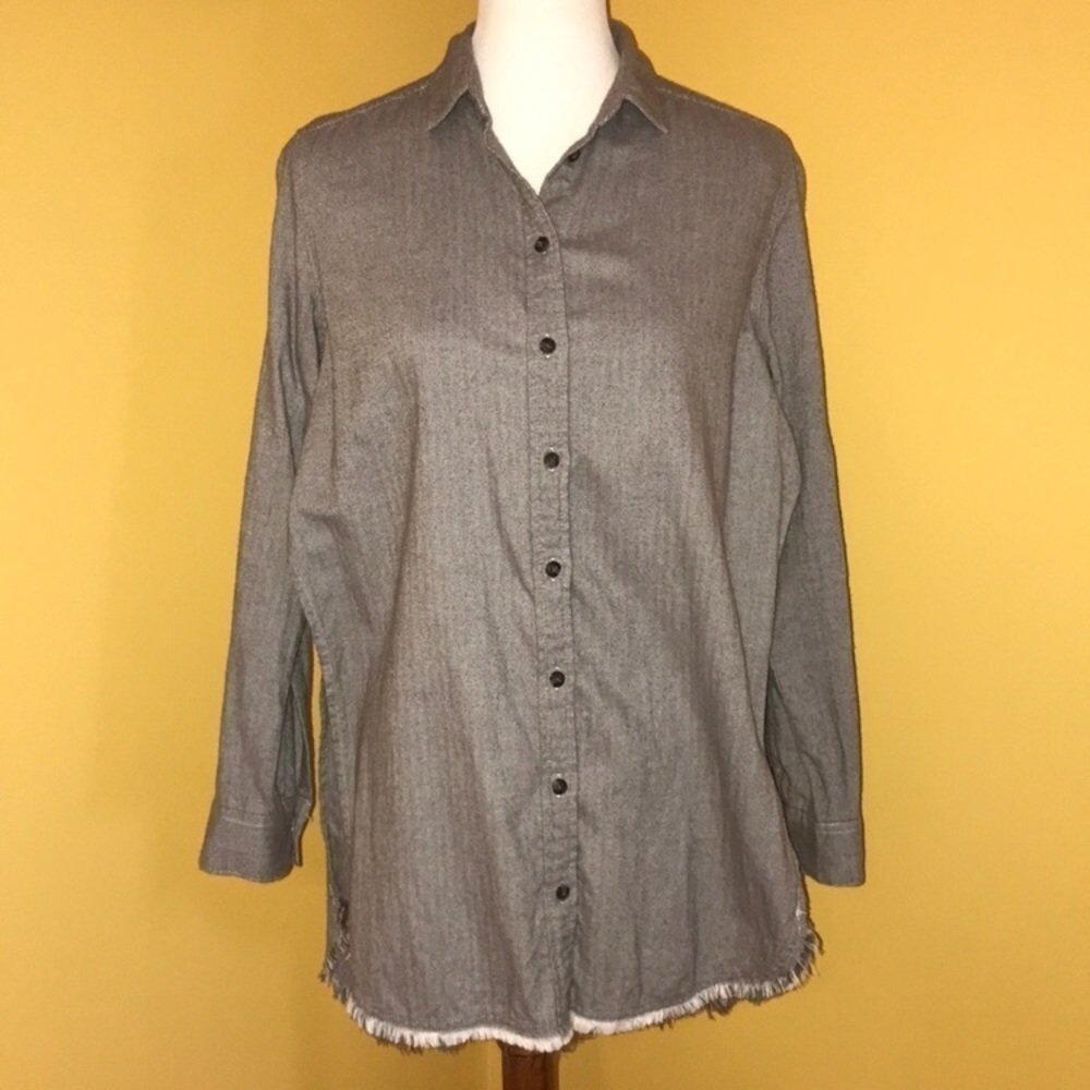 2/$20 BDG Long sleeve side slit button down